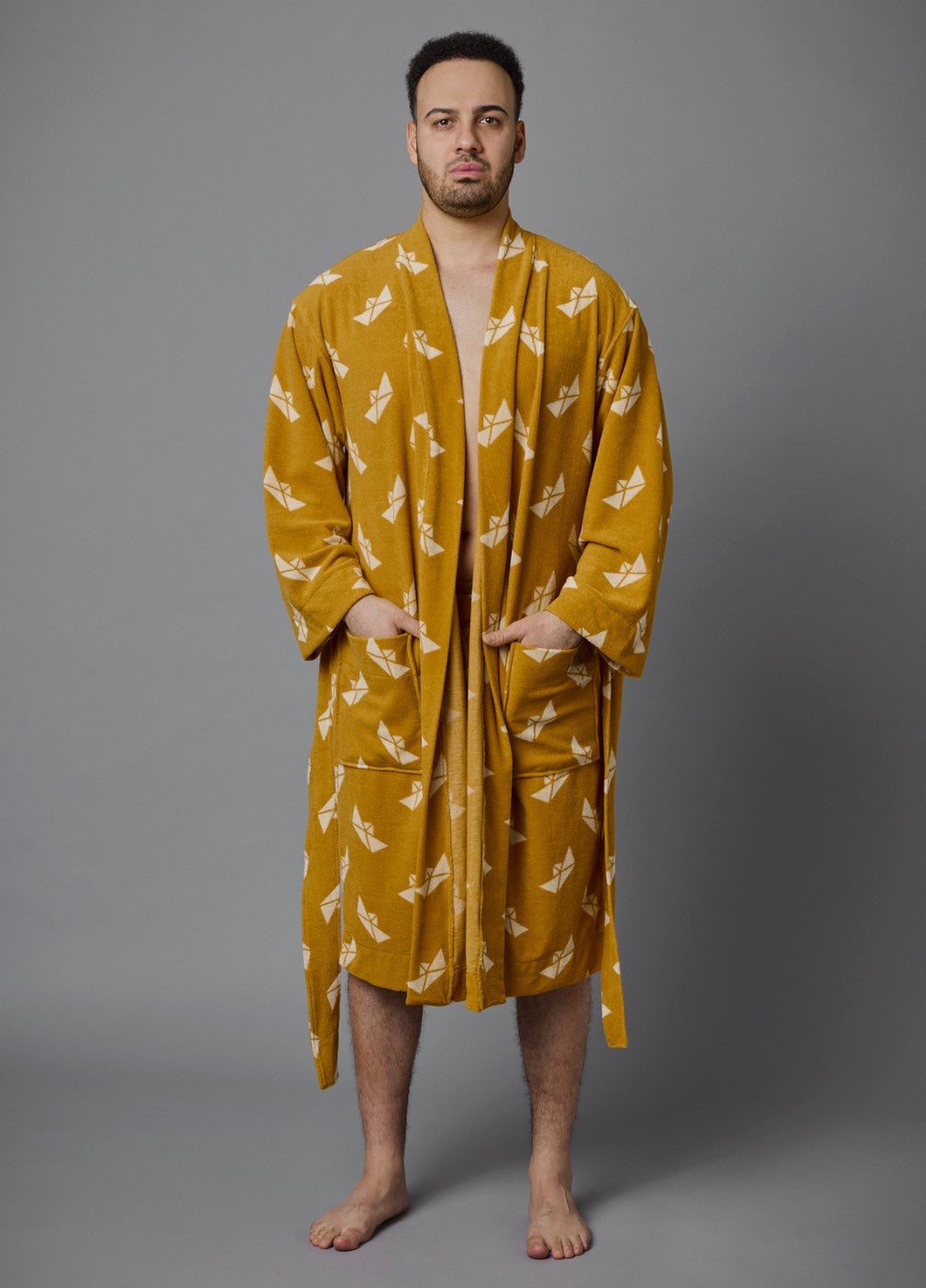 THE CAPTAIN ROBE GOLD